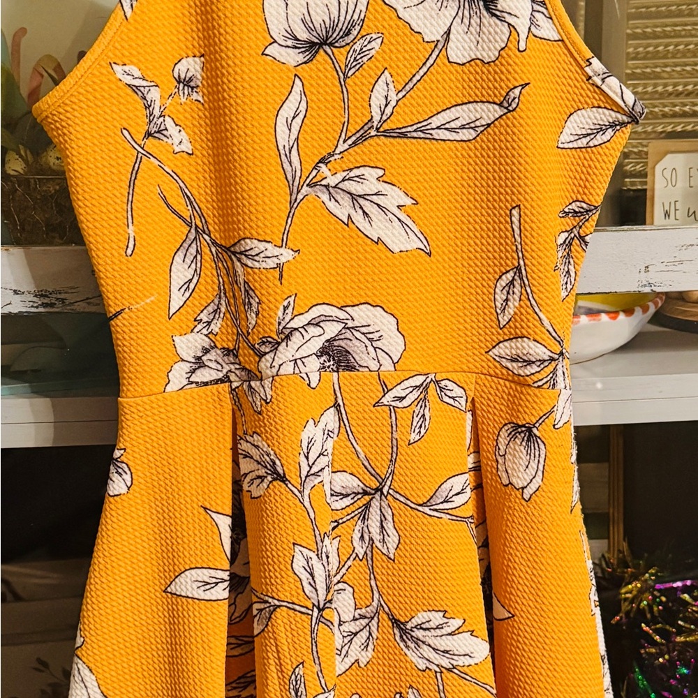 Soprano Yellow and White Floral Dress